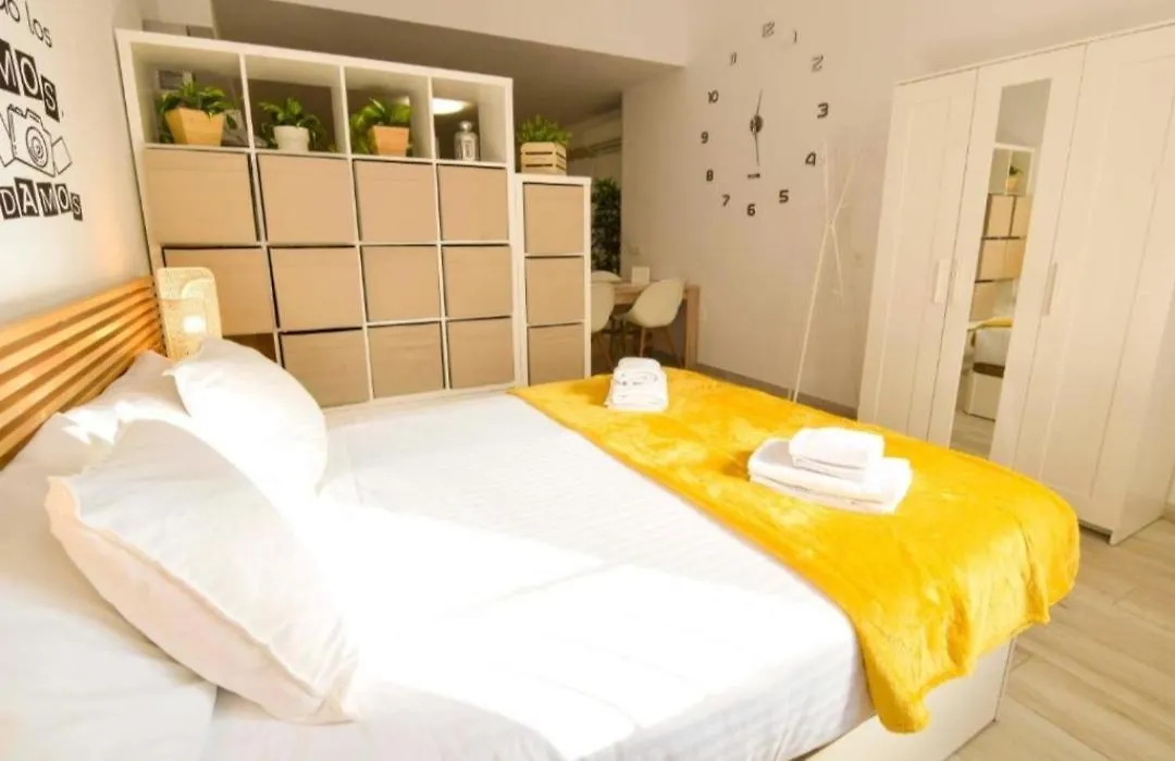 Apartamento Librun Málaga 0*,